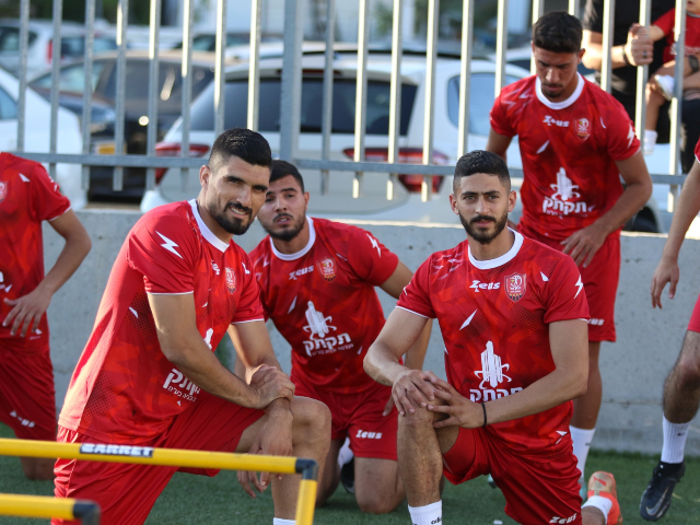 שחקני אום אל פחם (דאפר מחמיד)